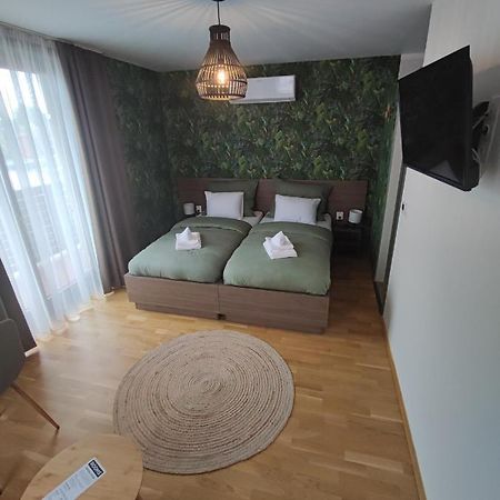 Rooms Szombathely Buitenkant foto