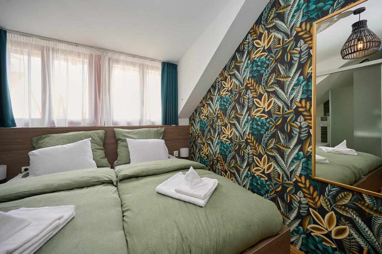 Rooms Szombathely Buitenkant foto