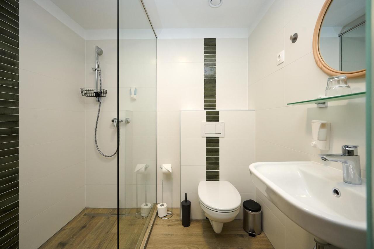 Rooms Szombathely Buitenkant foto