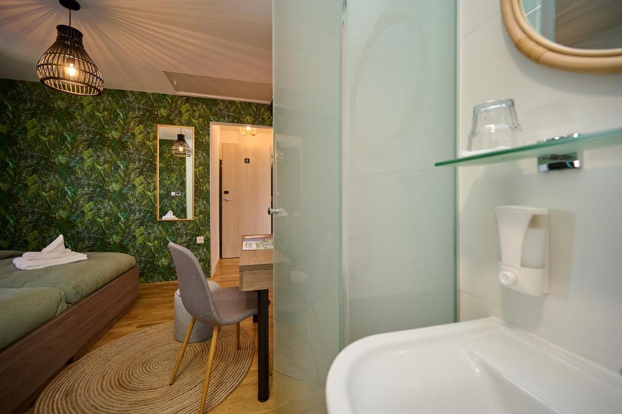 Rooms Szombathely Buitenkant foto